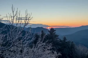8 Places That Show Off the Magic of a Winter Sunrise